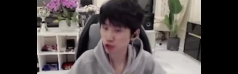 Doinb：LOL圈子不打就是第一 只要你拿过冠军再也不打 永远第一！