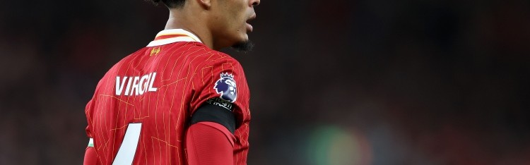 中流砥柱！33岁范迪克本赛季对抗成功率71.2%，英超后卫中最高
