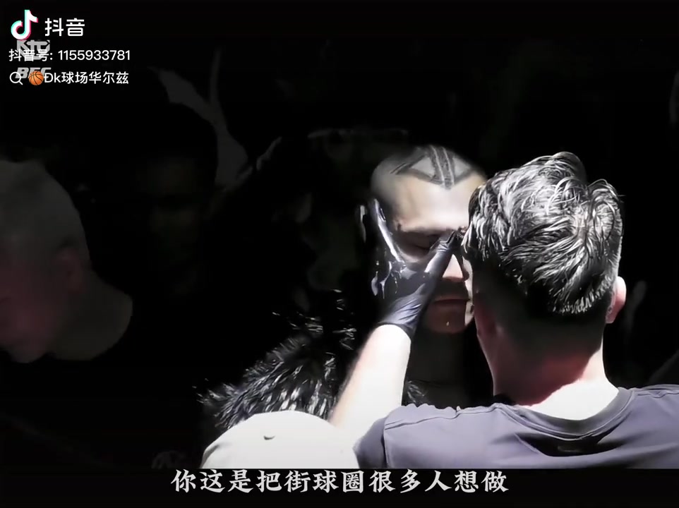 ?打球还可以打架！恶鼠发明八角笼篮球 单挑中一拳将大N给TKO